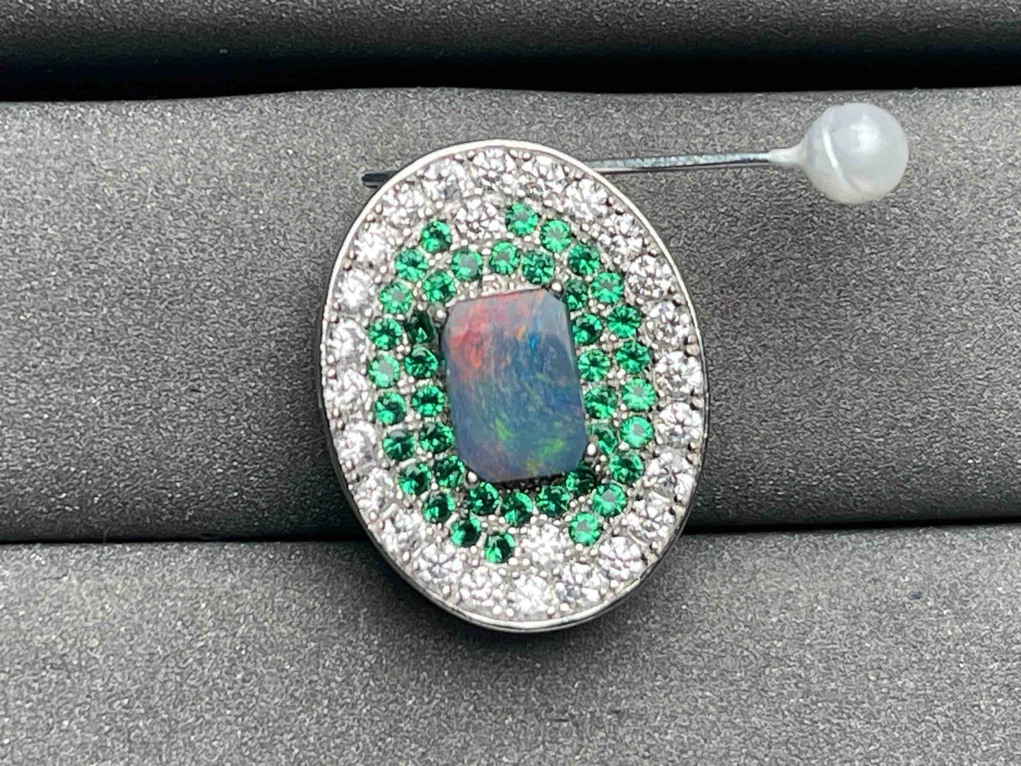 A5680 Opal Pendant