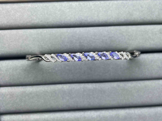 A570 Tanzanite Bangle