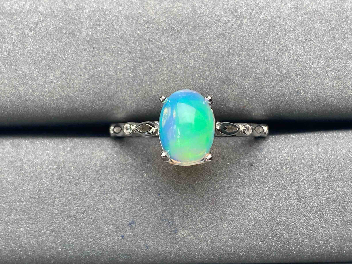 A5709 Opal Ring
