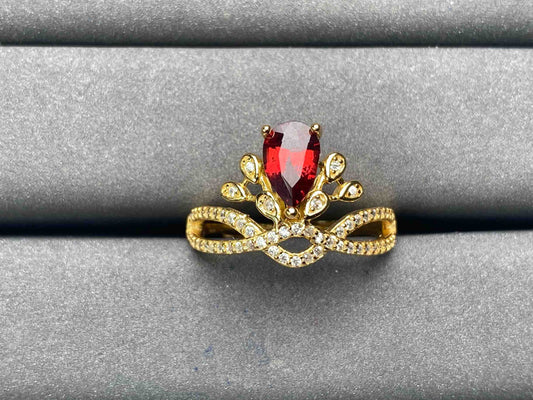 A5712 Garnet Ring