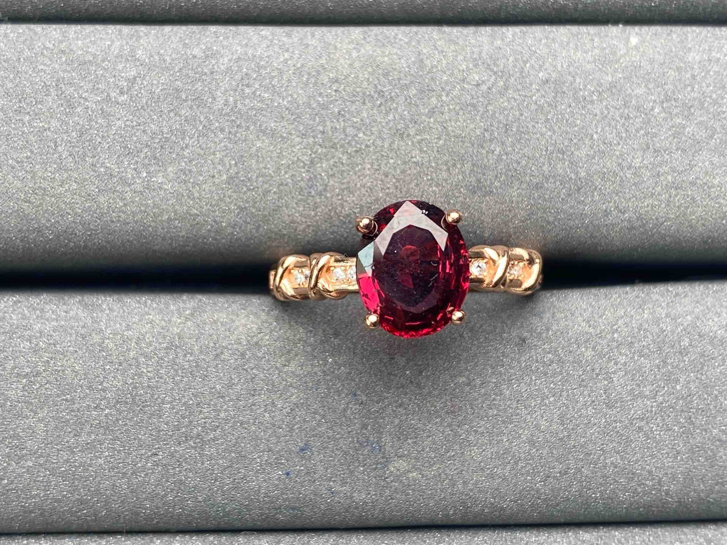 A5721 Garnet Ring