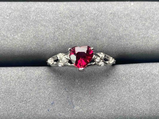 A5722 Garnet Ring