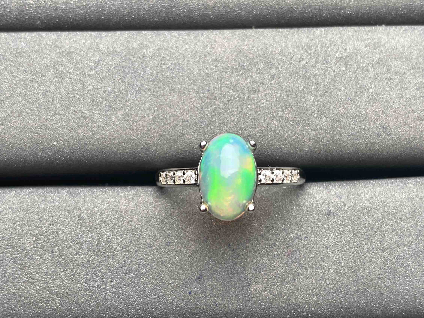 A5760 Opal Ring