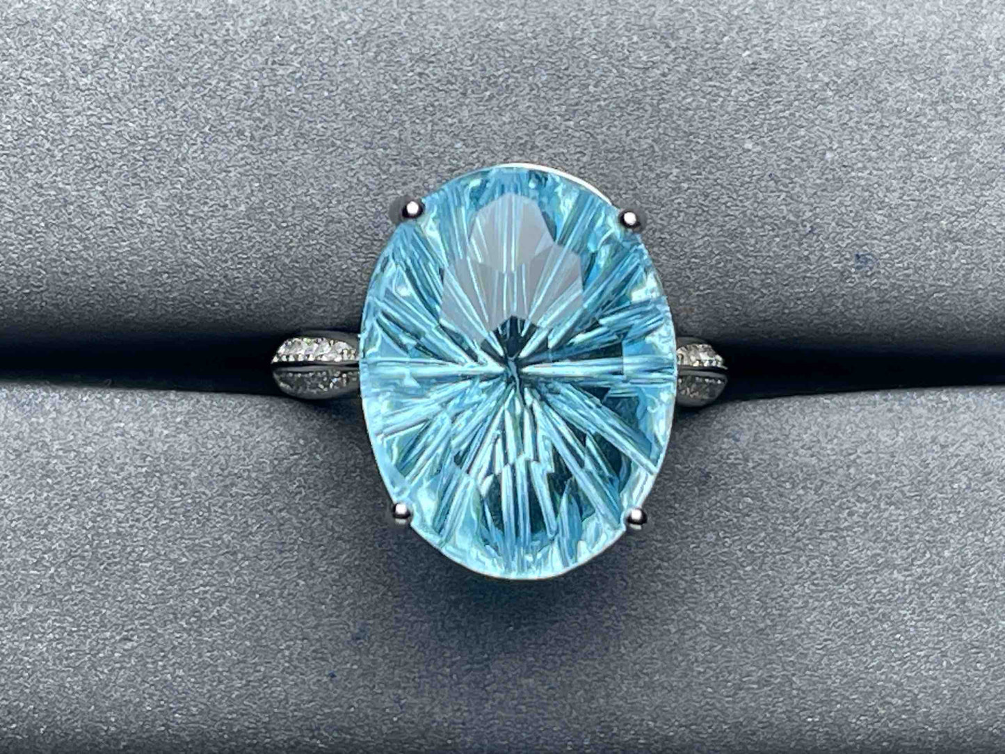 A5766 Topaz Ring