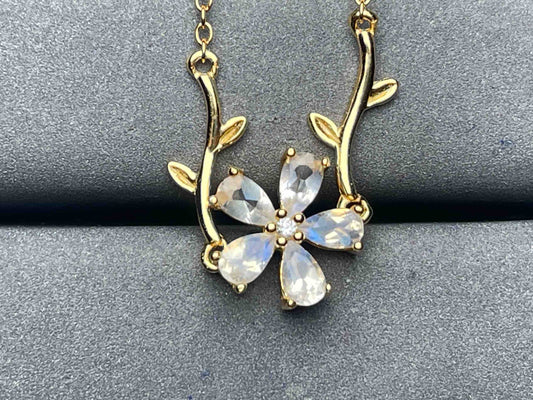 A5784 Moonstone Bracelet