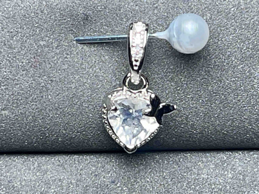A5787 Moonstone Pendant