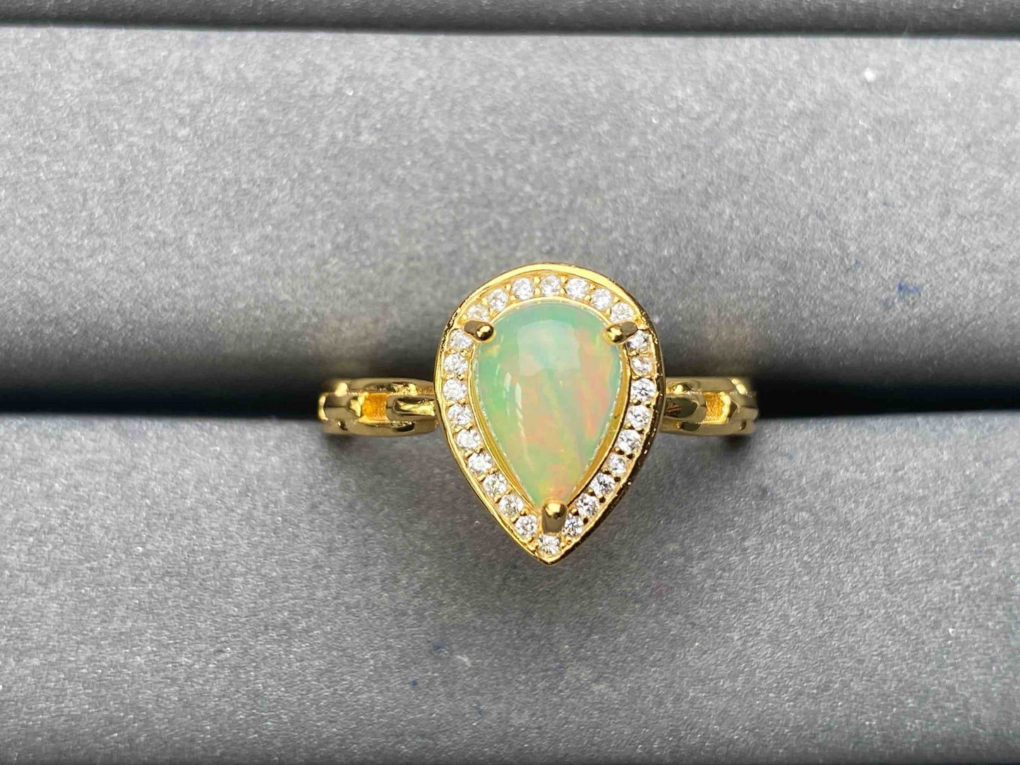 A5956 Opal Ring
