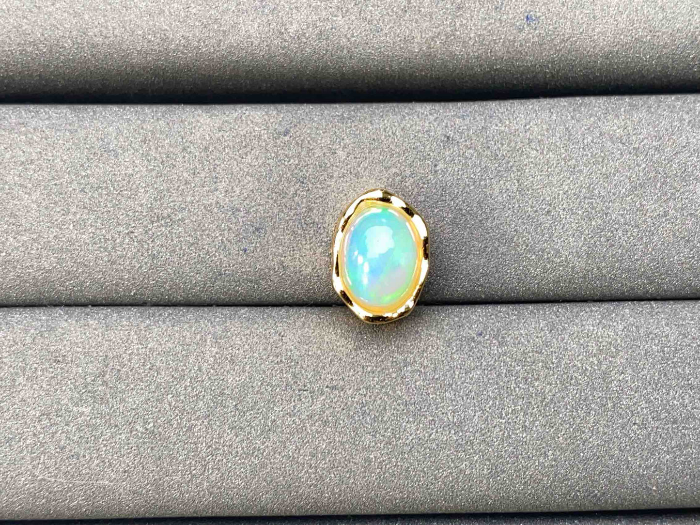 A6065 Opal Pendant