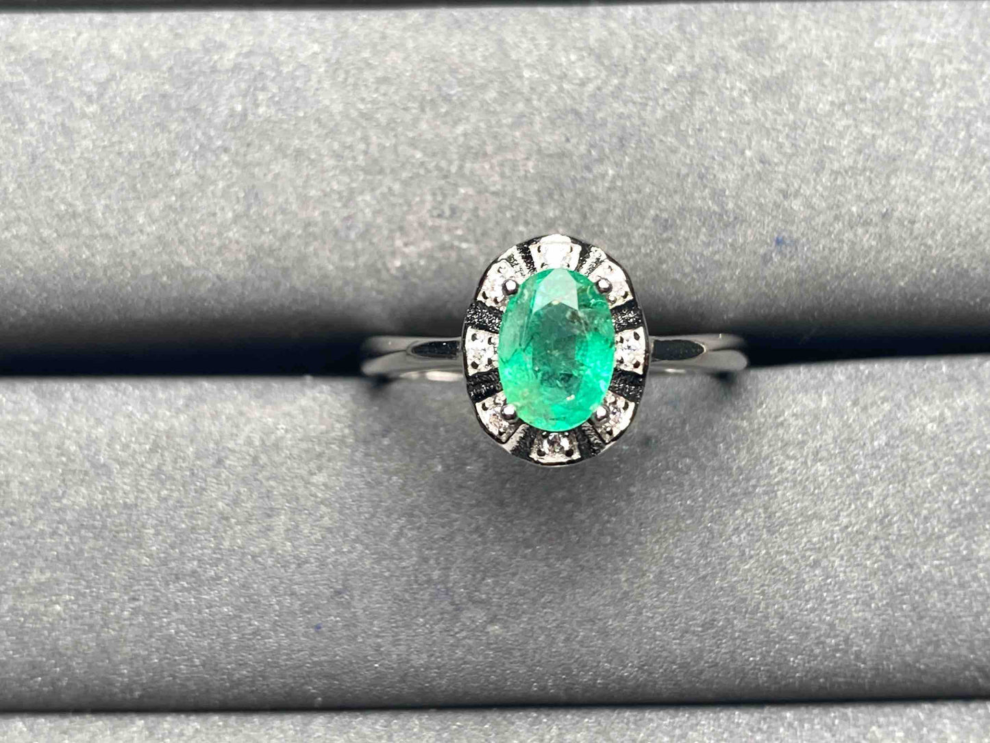 A6175 Emerald Ring