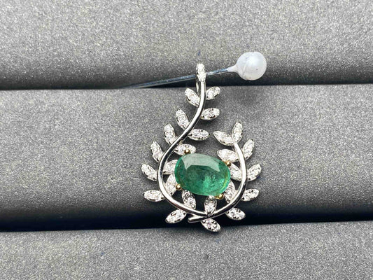A6188 Emerald Pendant