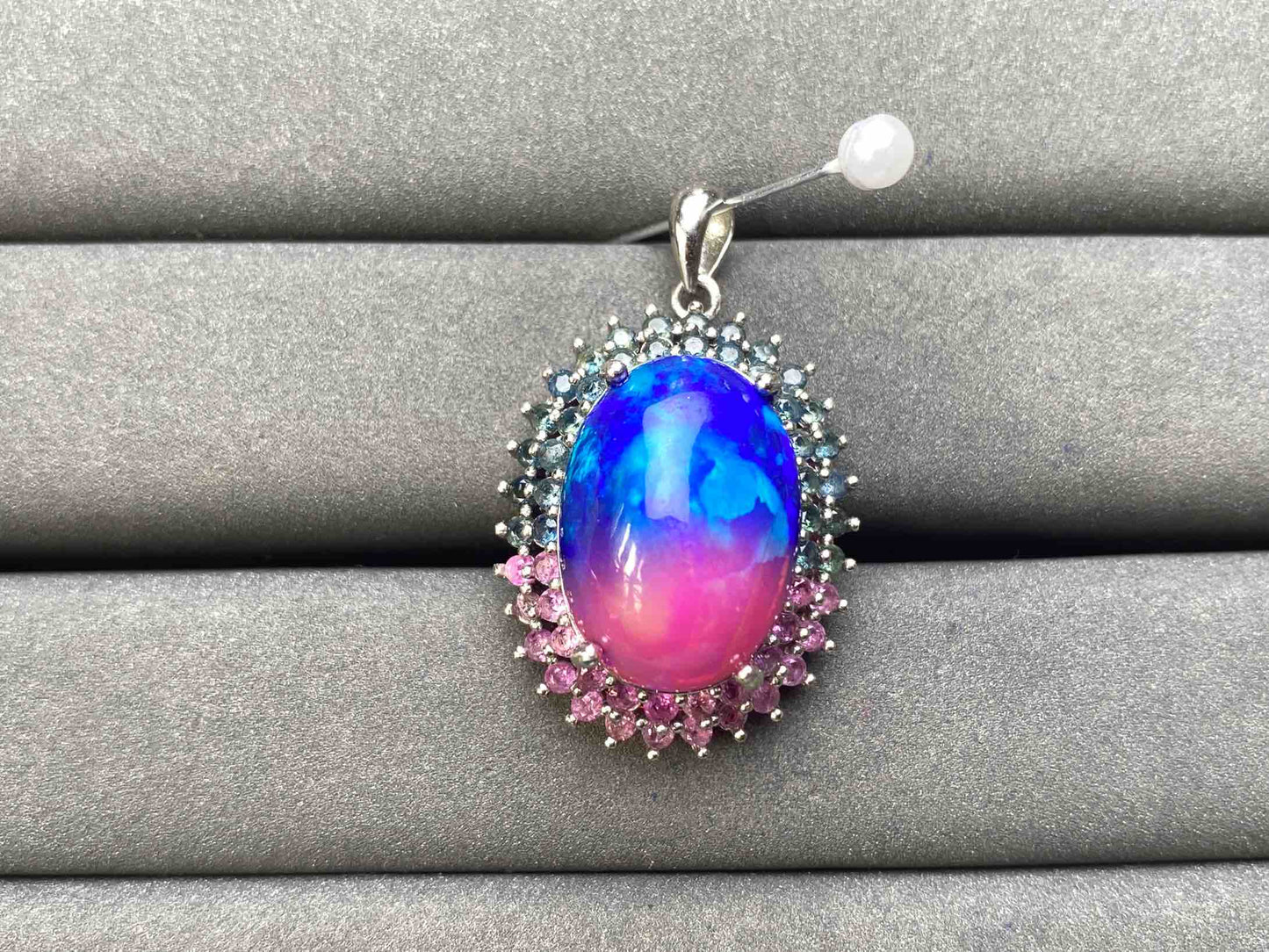 A6250 Opal Pendant