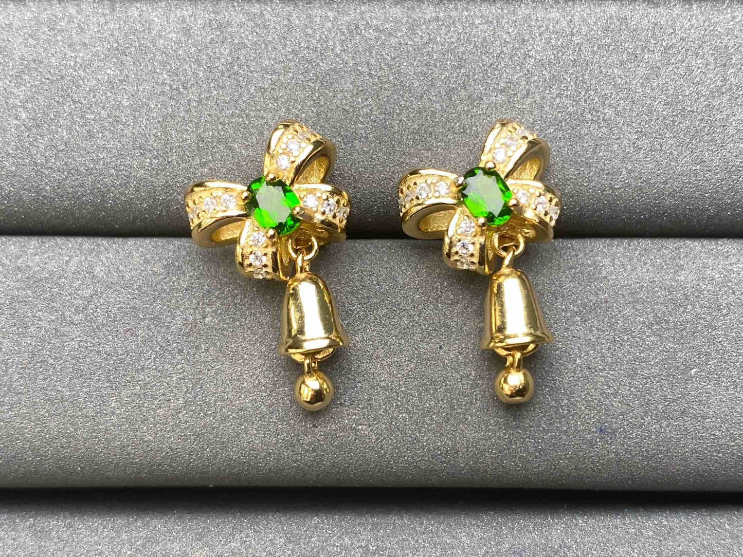A6260 Diopside Earrings