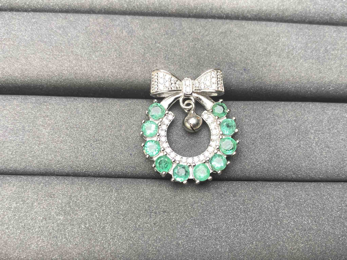 A6261 Emerald Pendant