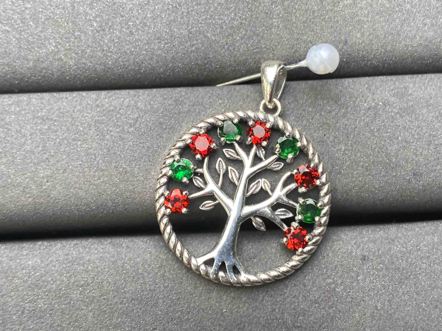 A6270 Garnet Pendant