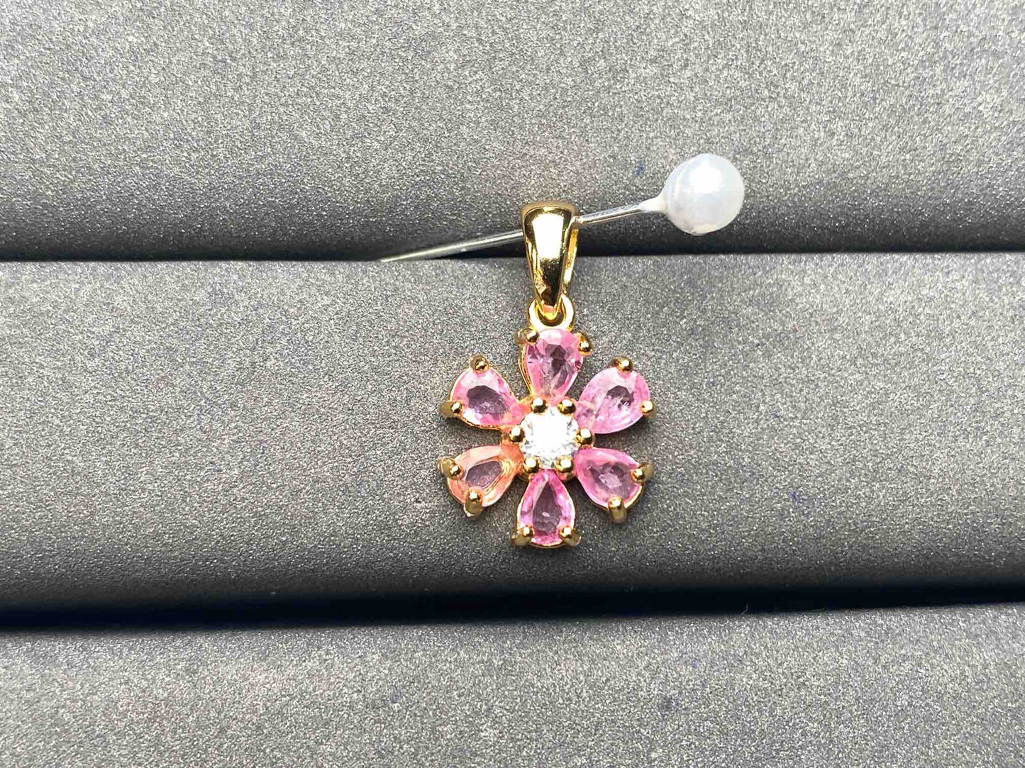 A6283 Pink Sapphire Pendant