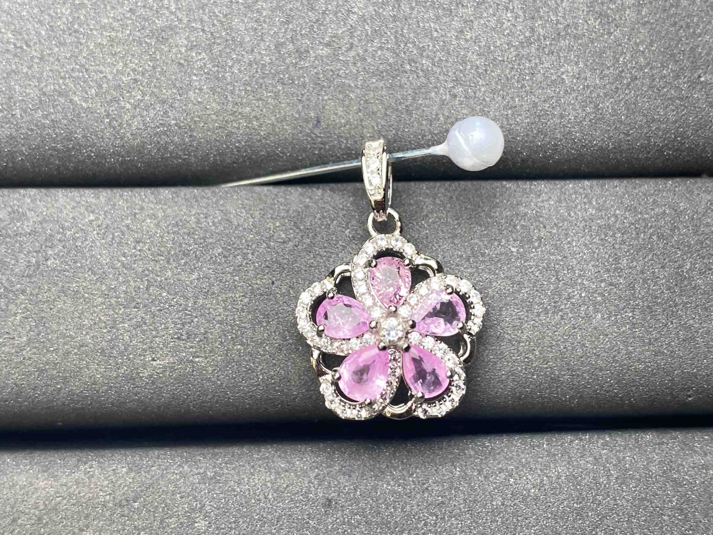 A6286 Pink Sapphire Pendant