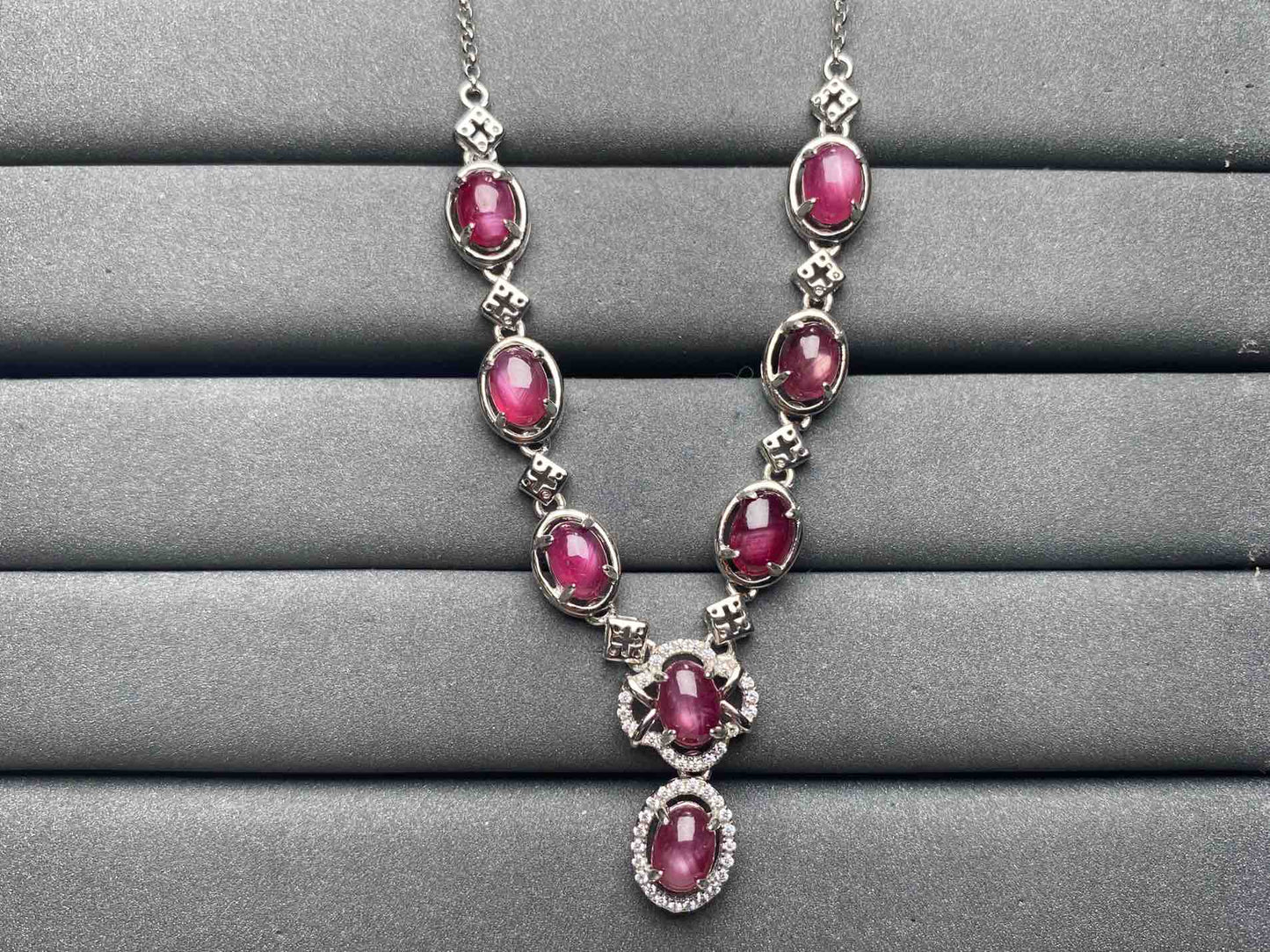 A6413 Star sapphire Necklace