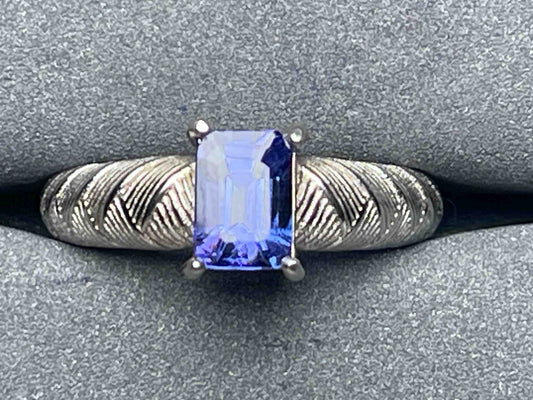 A6461 Tanzanite Ring