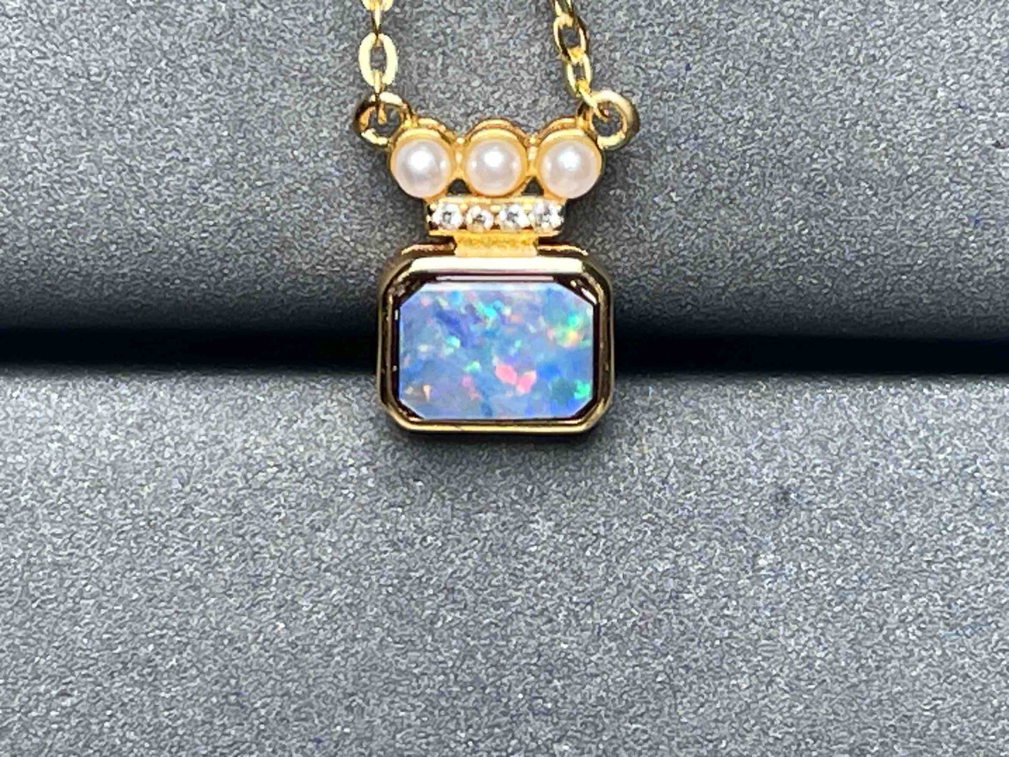A6522 Opal Necklace