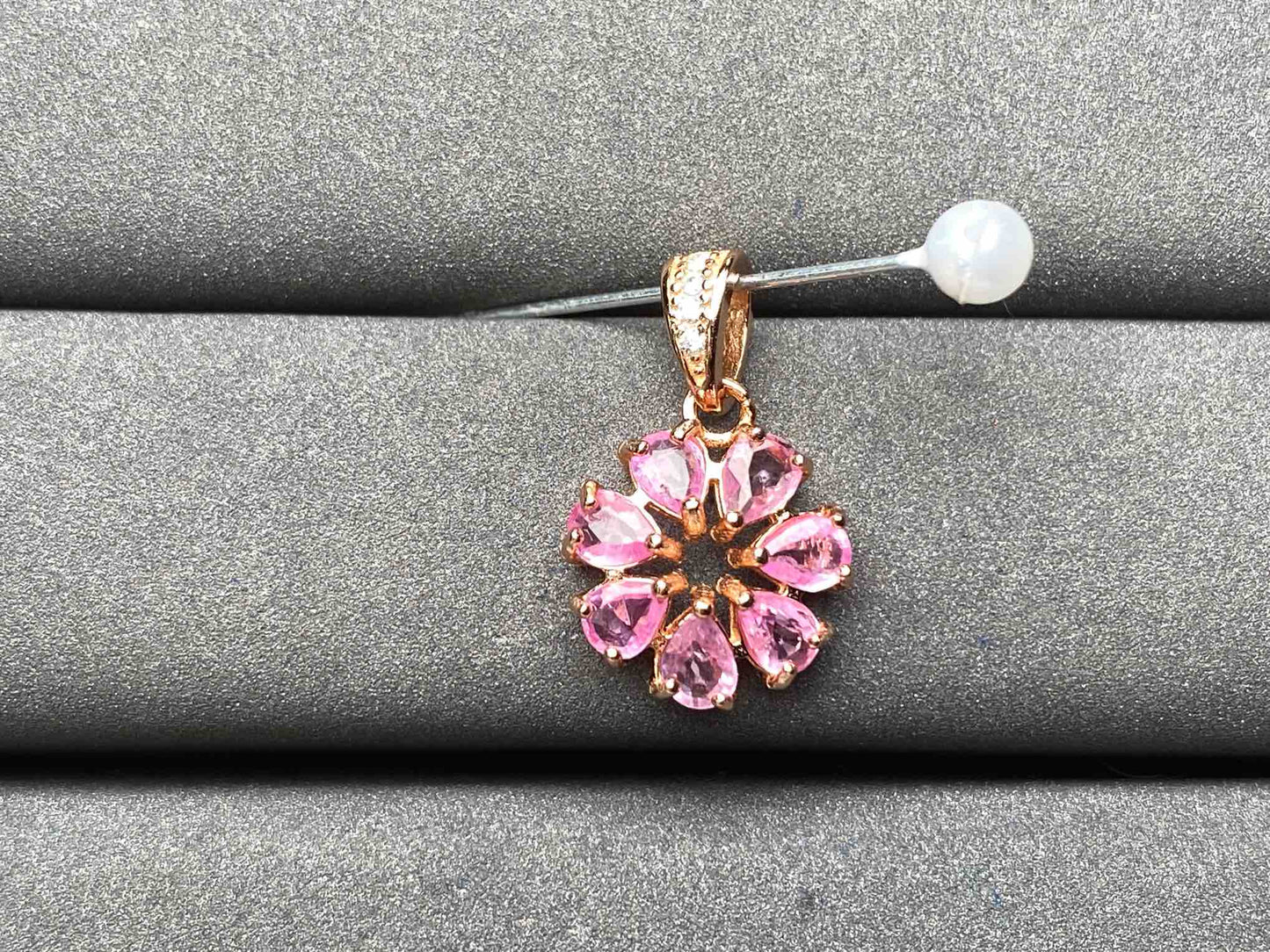 A6525 Pink Sapphire Pendant