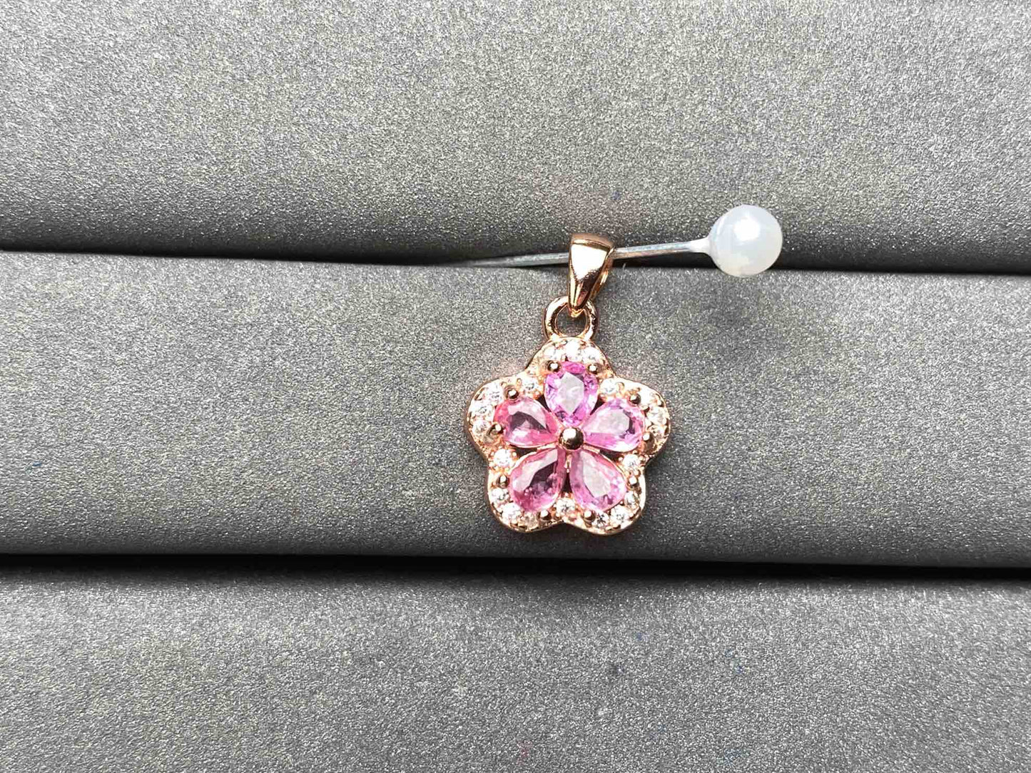 A6531 Pink Sapphire Pendant