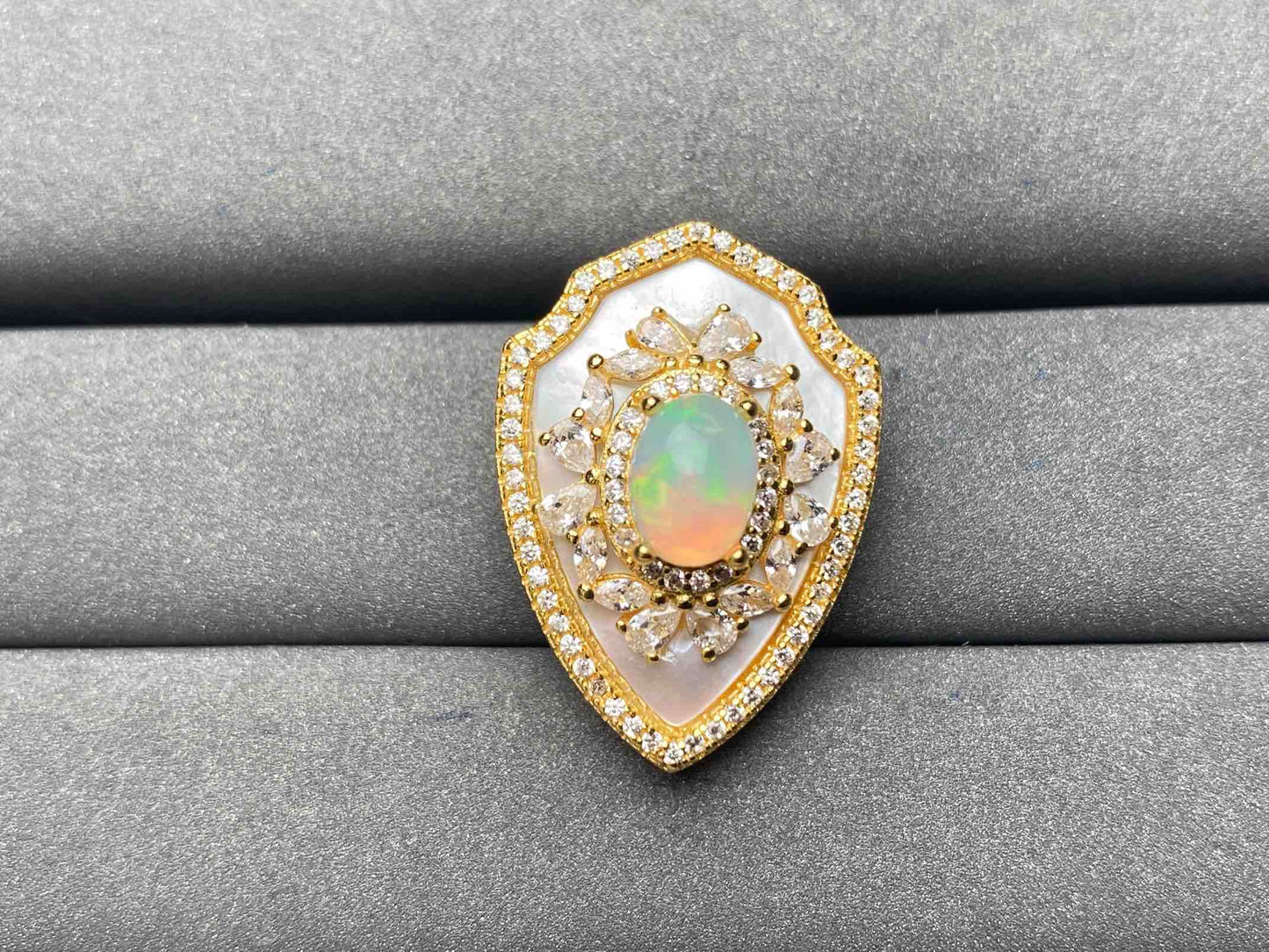 A6541 Opal Pendant