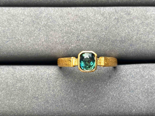 A6562 Teal Sapphire Ring