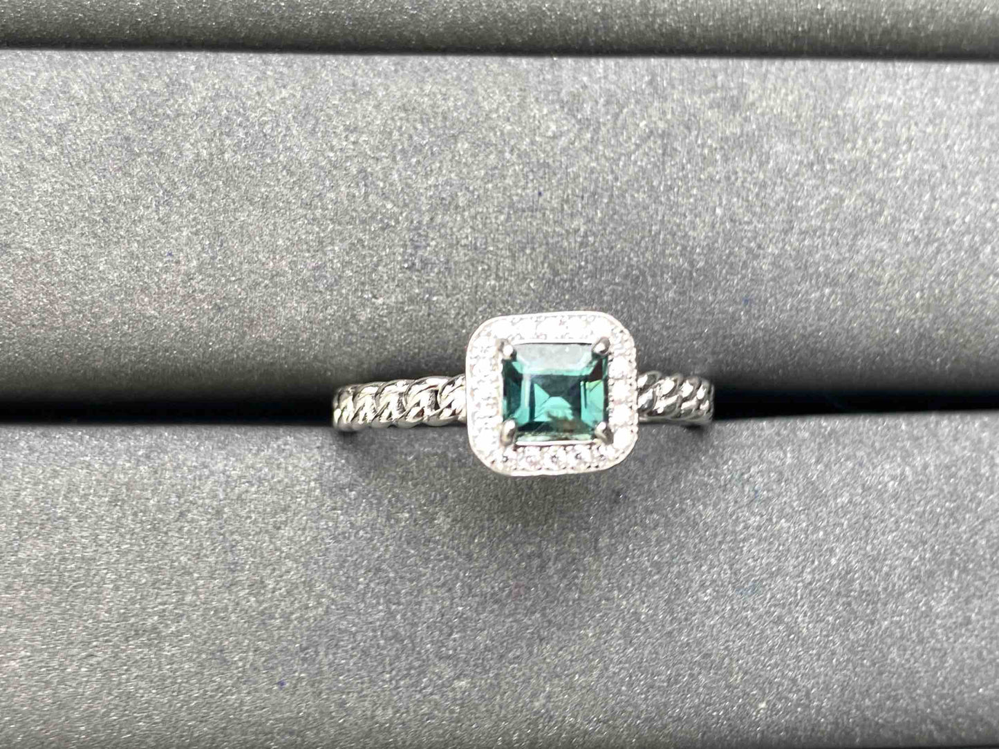 A6594 Teal Sapphire Ring