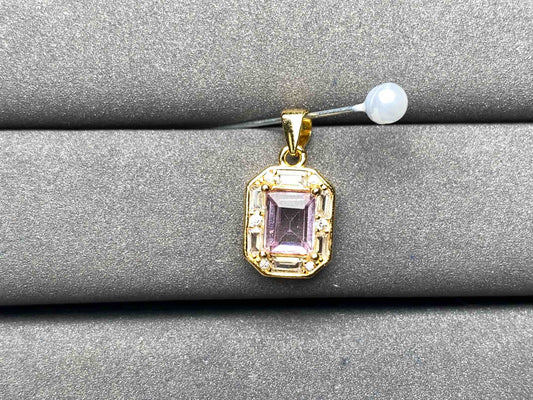 A6634 Spinel Pendant