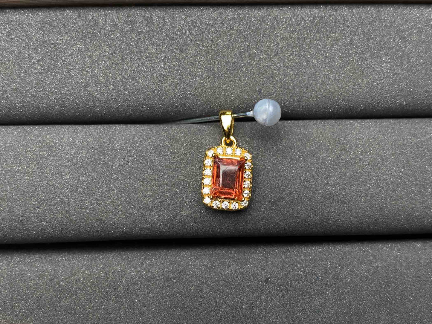 A6678 Spinel Pendant