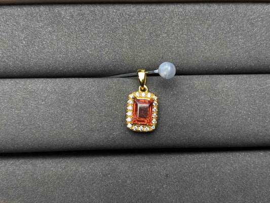 A6678 Spinel Pendant