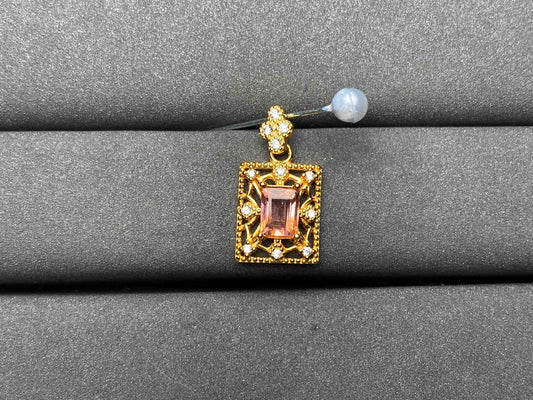 A6680 Spinel Pendant