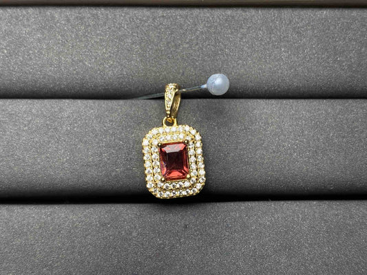 A6685 Spinel Pendant