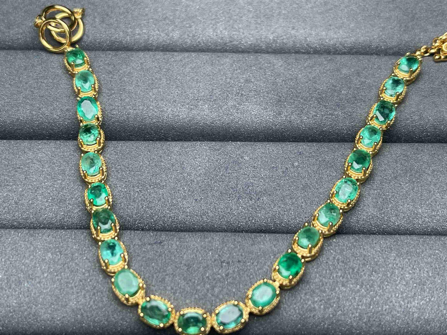 A6753 Emerald Bracelet