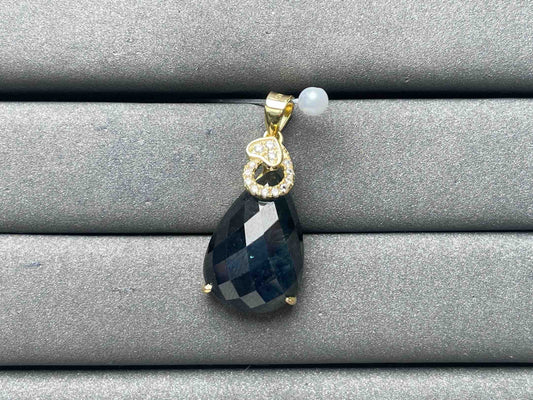 A6786 Sapphire Pendant