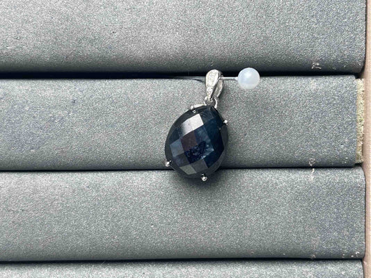 A6788 Sapphire Pendant