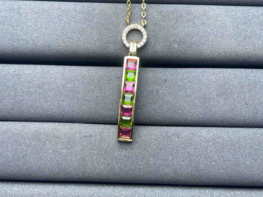 A6809 Garnet Necklace