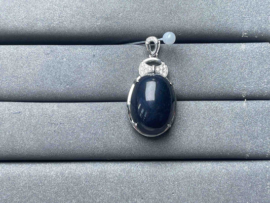 A6851 Sapphire Pendant