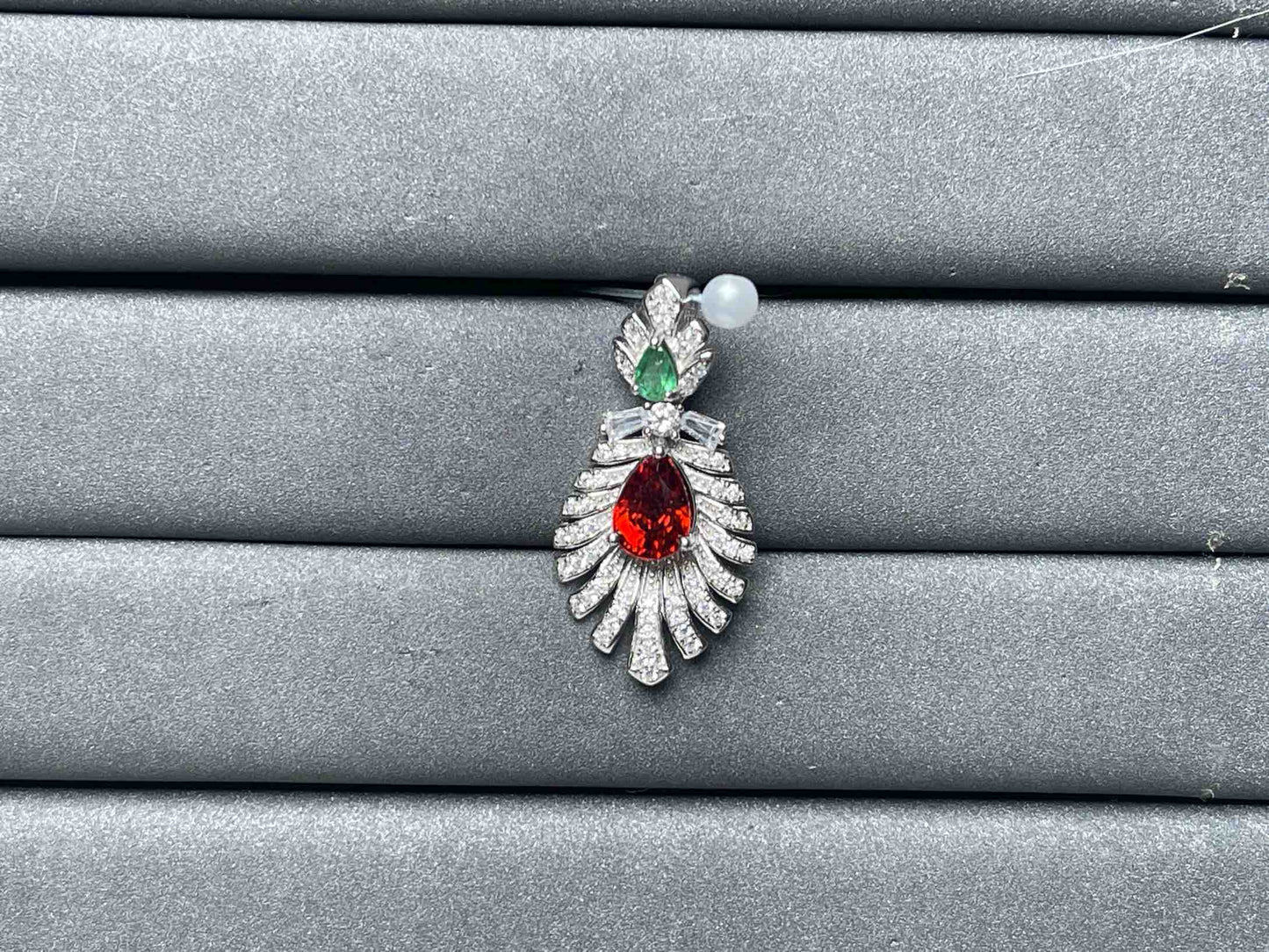 A6859 Fanta Pendant