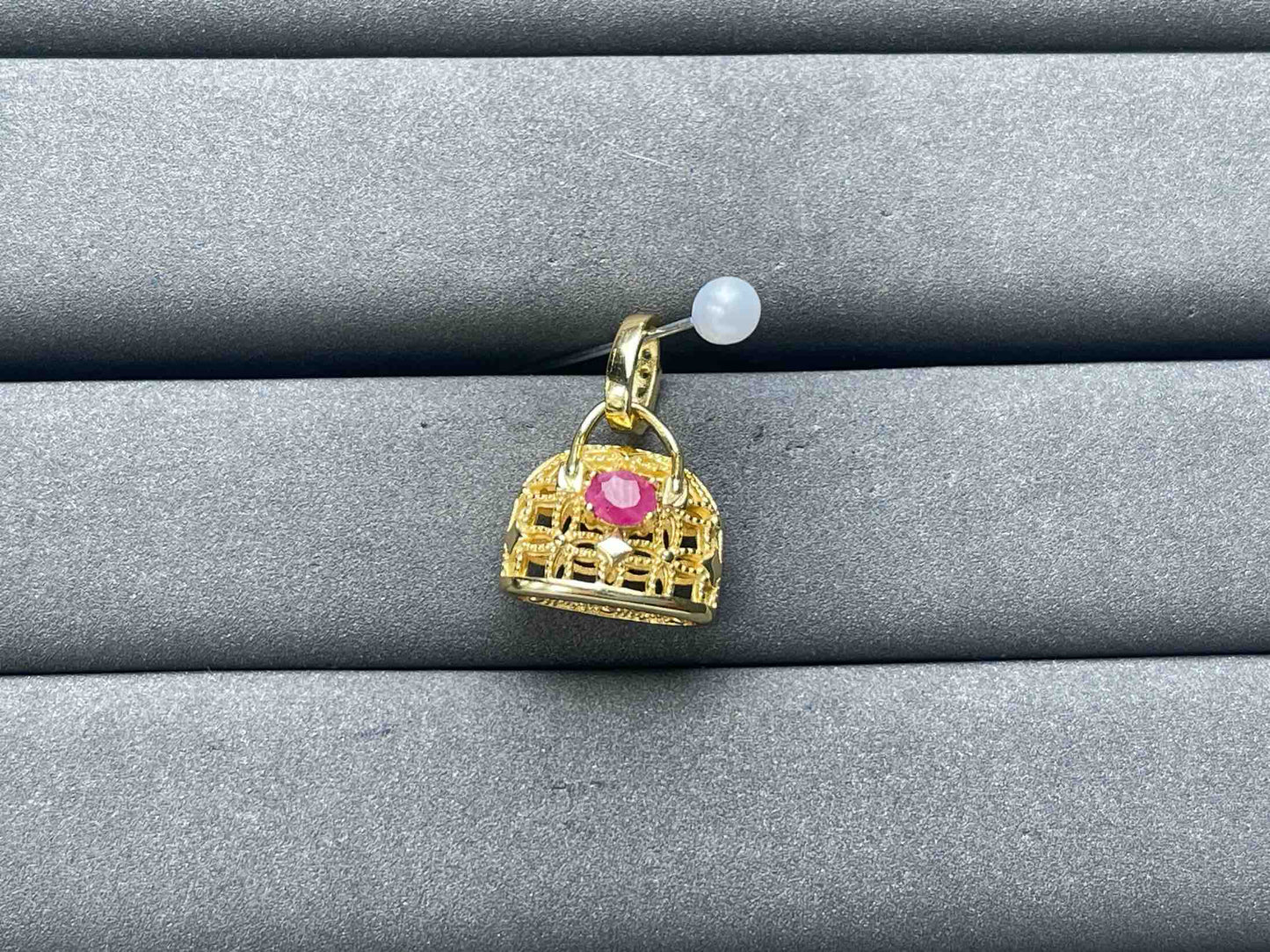 A6922 Ruby Pendant