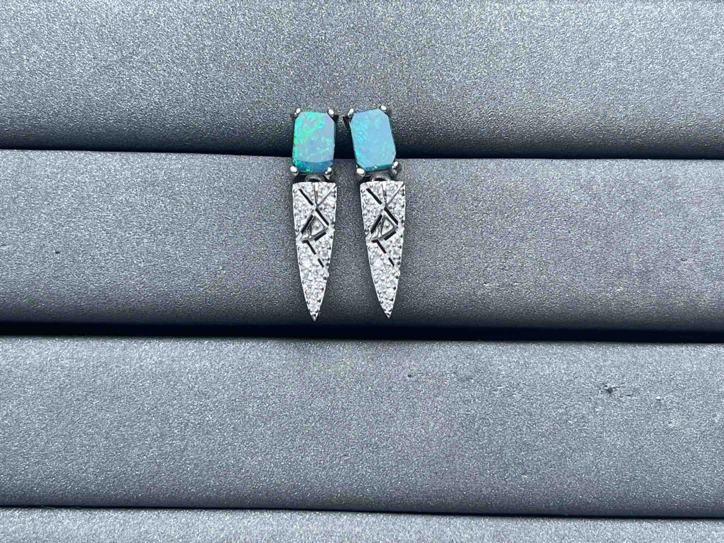 A6931 Opal Earrings