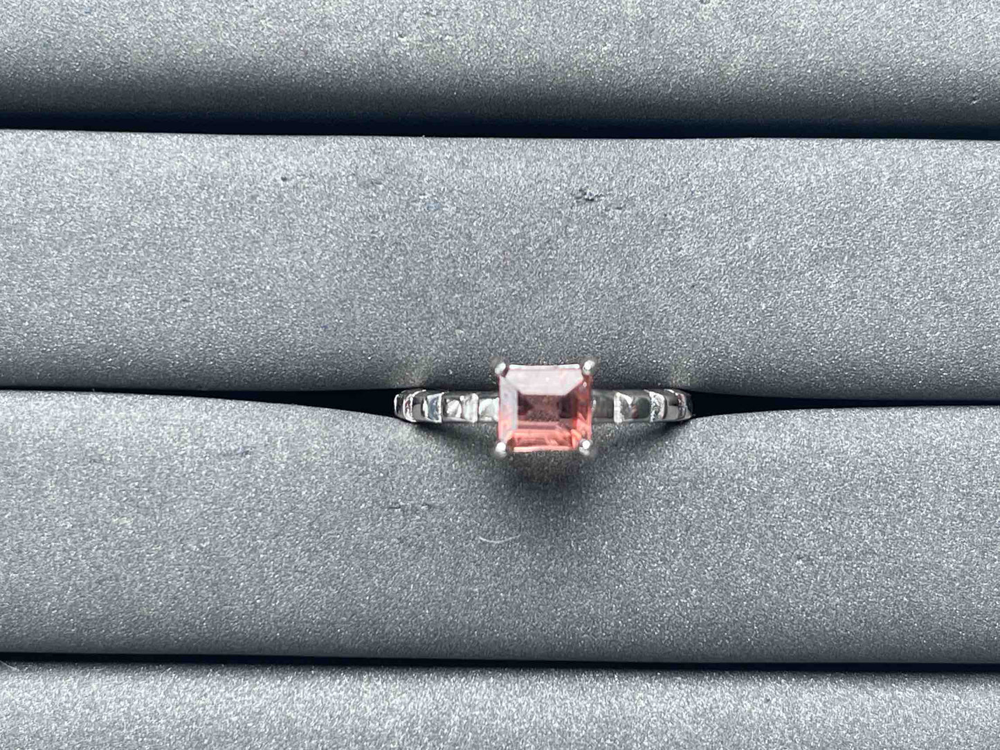 A6951 Spinel Ring
