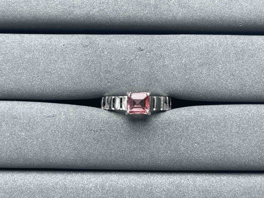 A6953 Spinel Ring