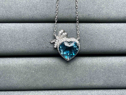 A7097 Topaz Necklace