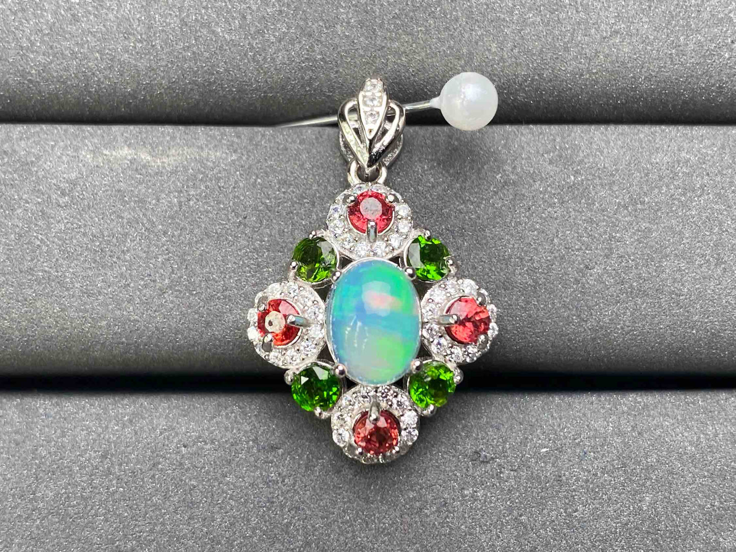 A7195 Opal Pendant