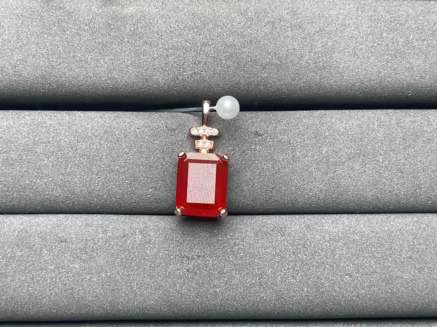 A7259 Carnelian Pendant