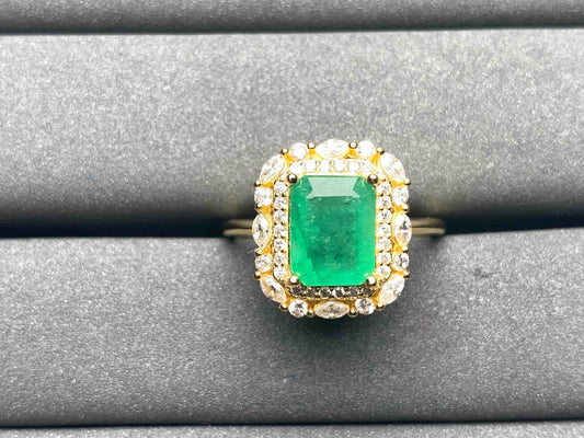 A7328 Emerald Ring