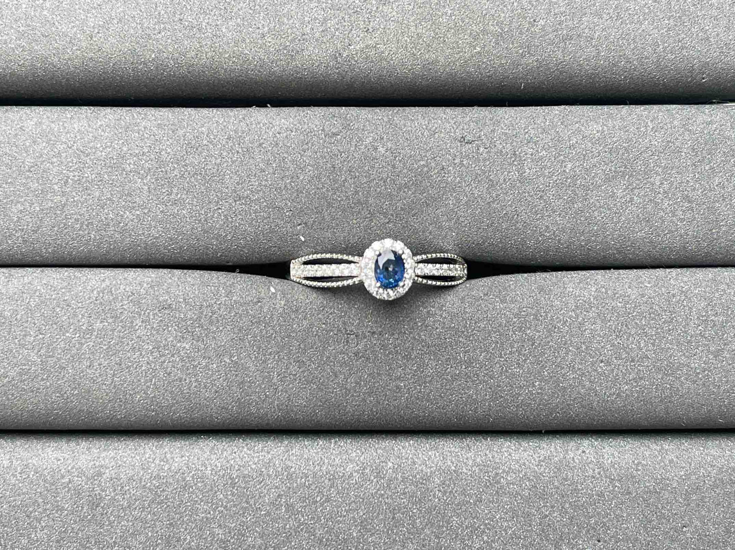 A7397 Sapphire Ring