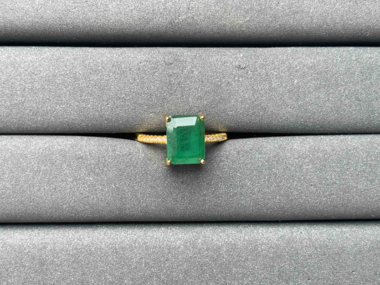 A7418 Emerald Ring