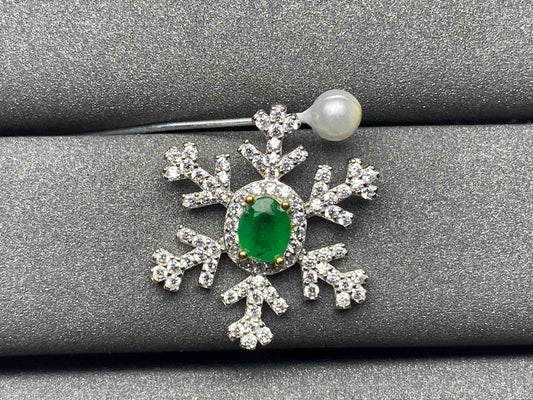 A78 Emerald Pendant